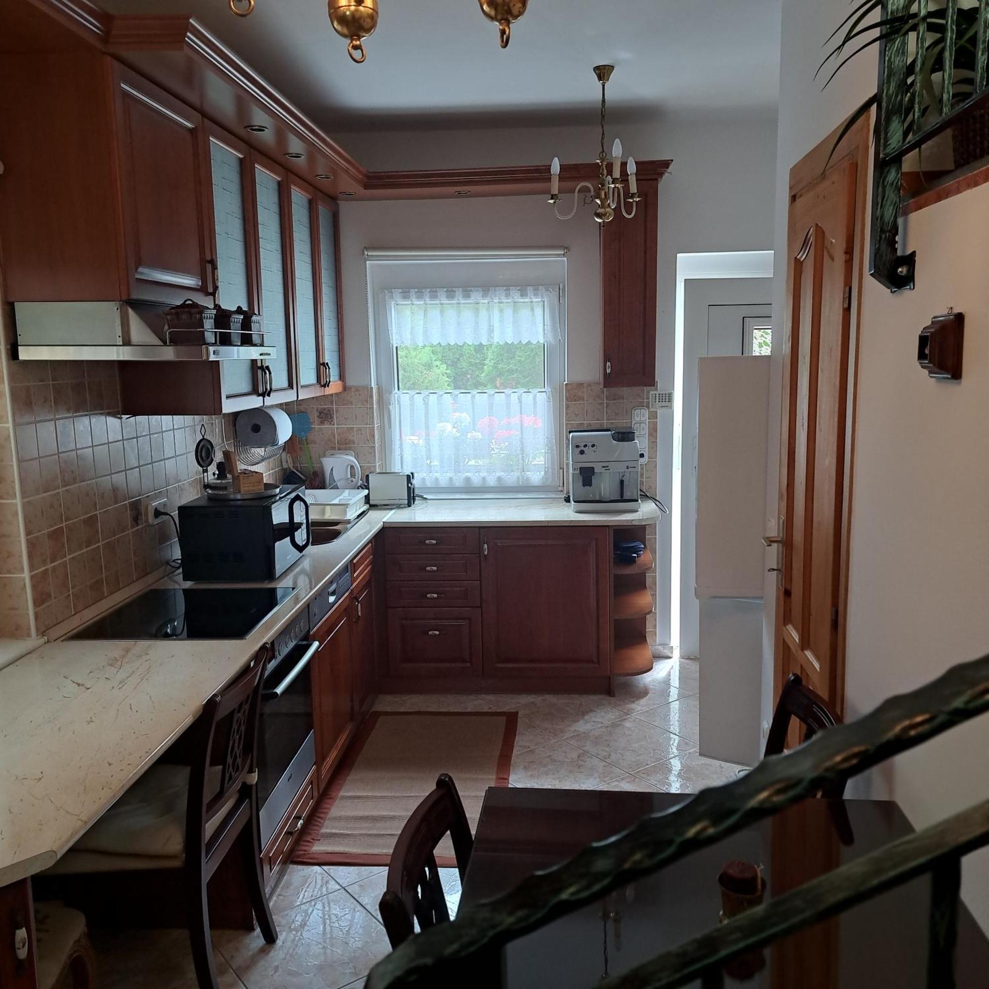 Appartement Tavirozsa à Balatonfůzfő Extérieur photo